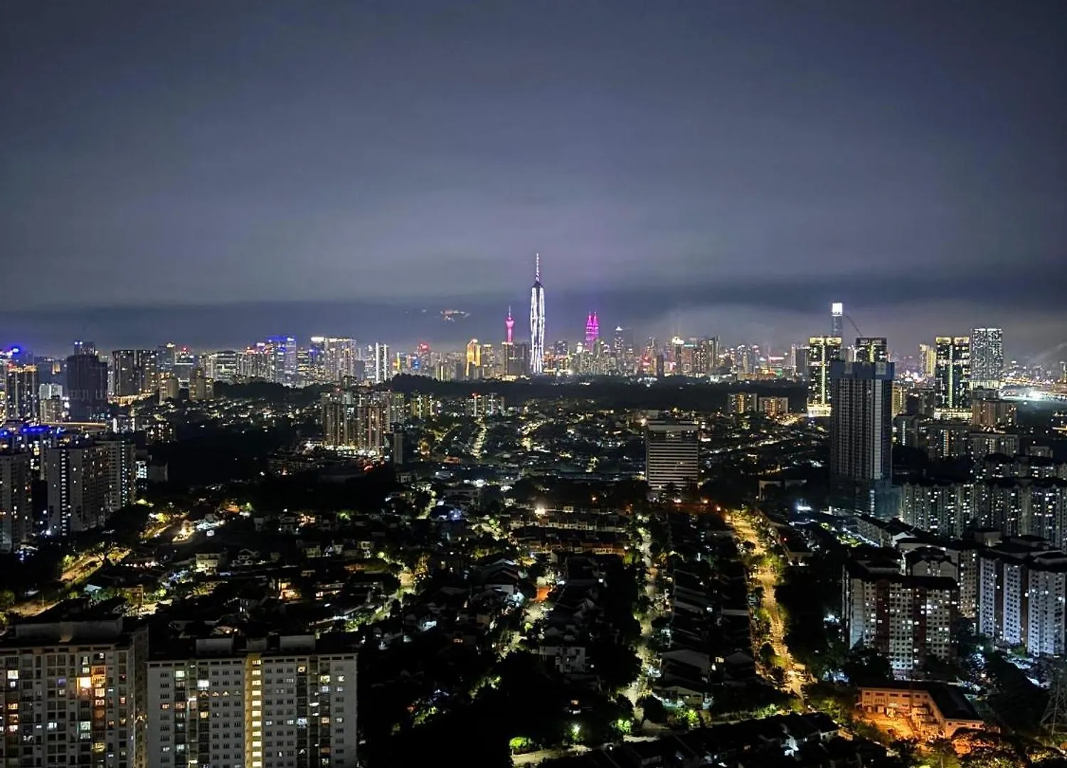 Klcc View Condominium Near Mid Valley Mall In Old Klang Road Kuala Lumpur Apartmán