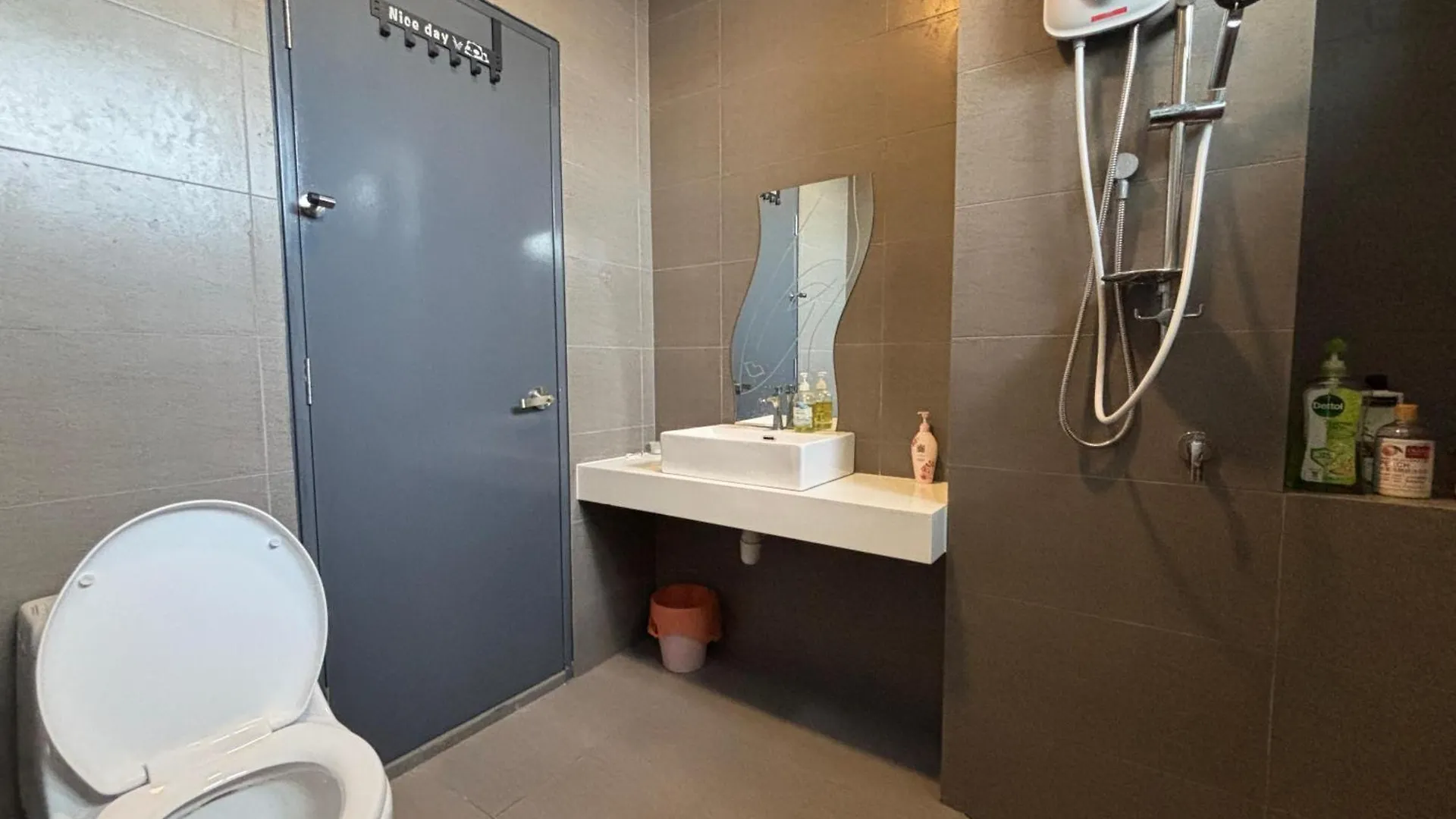 Klcc View Condominium Near Mid Valley Mall In Old Klang Road Kuala Lumpur 0*,